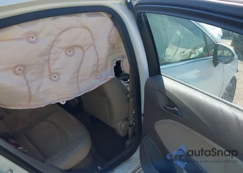 2017 Chevrolet Cruze Premier Auto z USA, uszkodzony, nr VIN 3G1BF6SMXHS527387